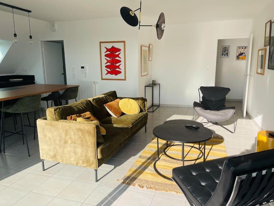 Appartement Lumineux Et Spacieux, Terrasse Et Parking Prive Конкарно Экстерьер фото