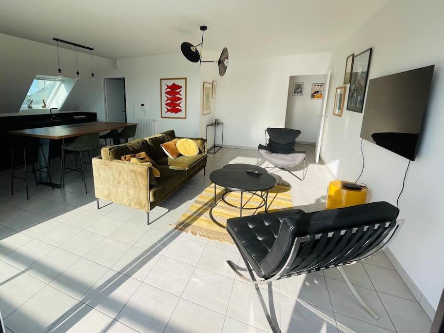 Appartement Lumineux Et Spacieux, Terrasse Et Parking Prive Конкарно Экстерьер фото
