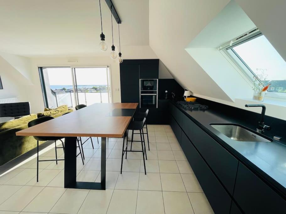 Appartement Lumineux Et Spacieux, Terrasse Et Parking Prive Конкарно Экстерьер фото